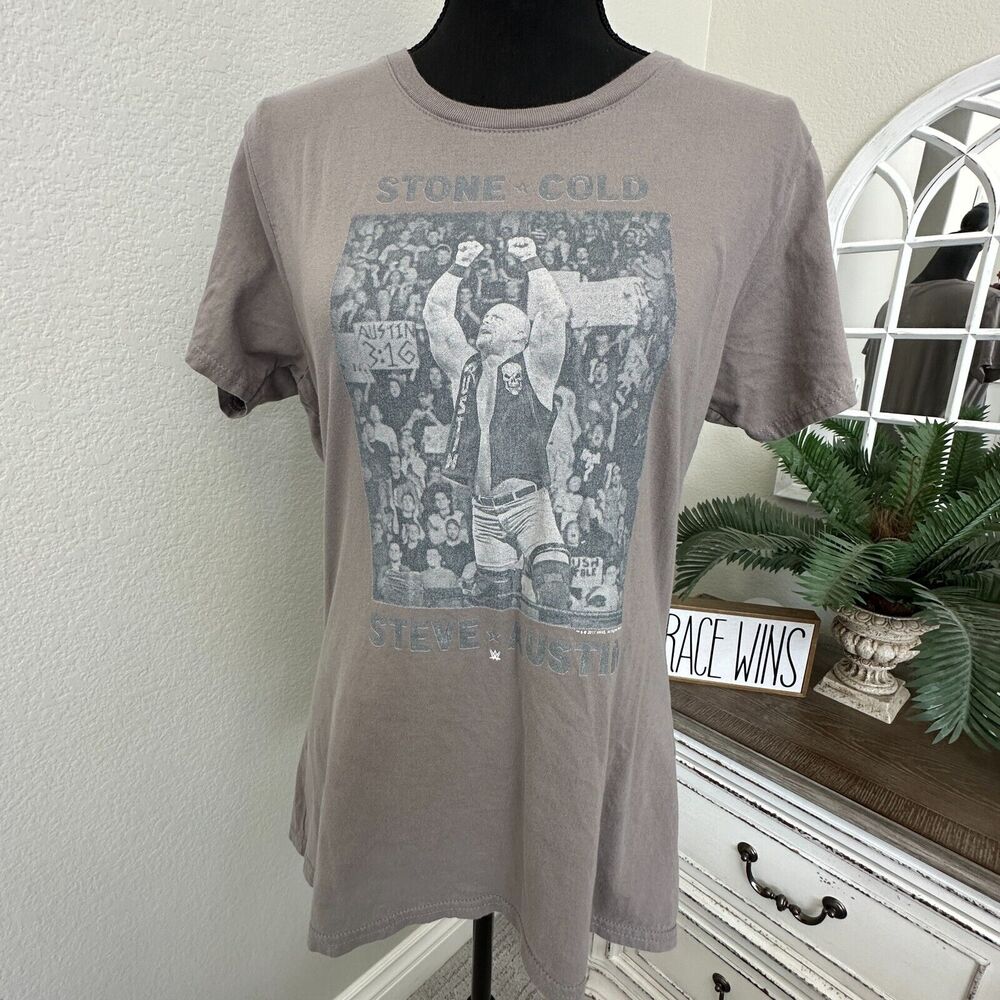 Stone Cold Steve Austin Womens Size Large T-Shirt Gray Wrestling WWE Graphic Tee